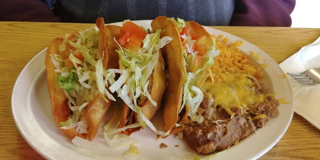 Vels Amigos | restaurant | 1226 37th St #3315, Fort Madison, IA 52627, USA | 3193727058 OR +1 319-372-7058