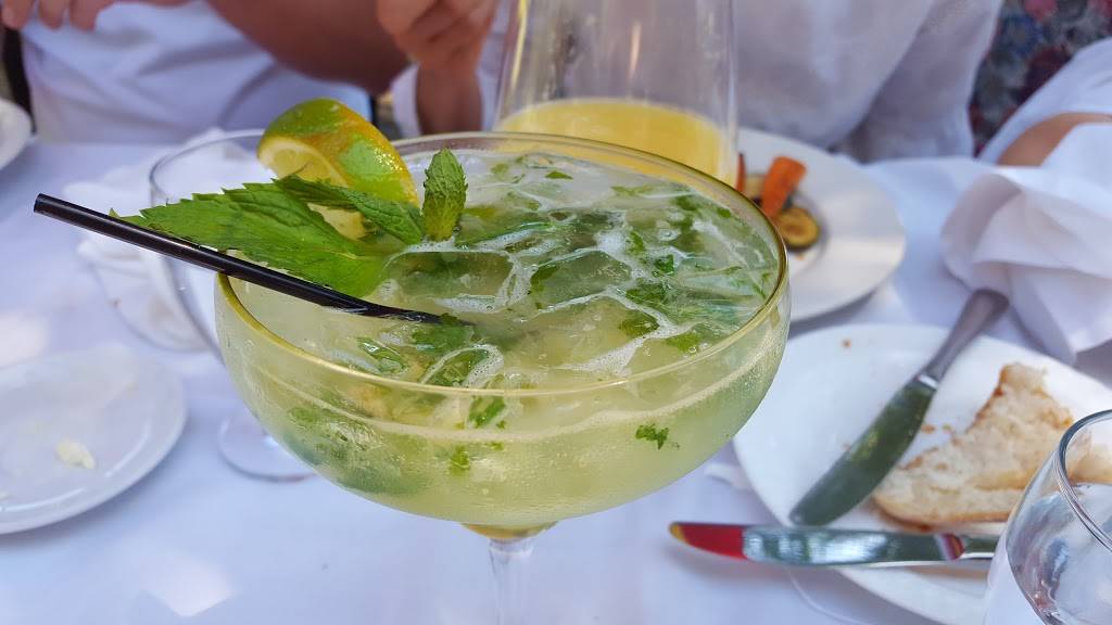 The Warwick Inn | restaurant | 36 Oakland Ave, Warwick, NY 10990, USA | 8459863666 OR +1 845-986-3666