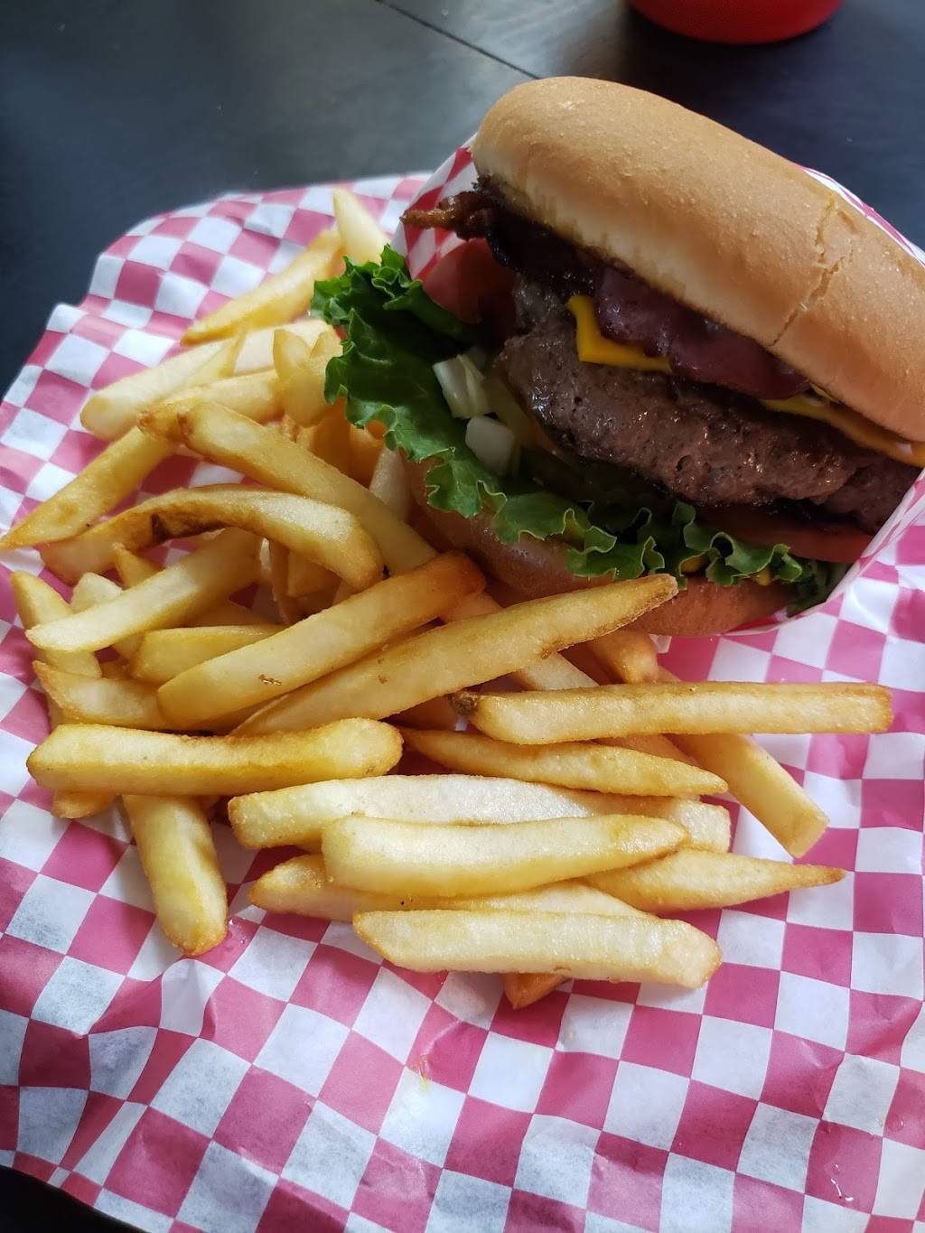 Main Street Cafe | restaurant | 433 W Panola St, Carthage, TX 75633, USA | 9036949955 OR +1 903-694-9955