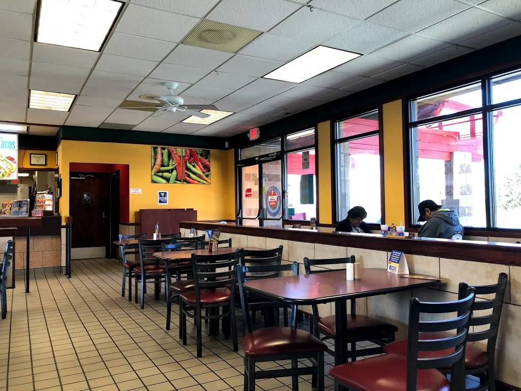 Twisters Burgers and Burritos | restaurant | 425 Eubank Blvd NE, Albuquerque, NM 87123, USA | 5053235552 OR +1 505-323-5552