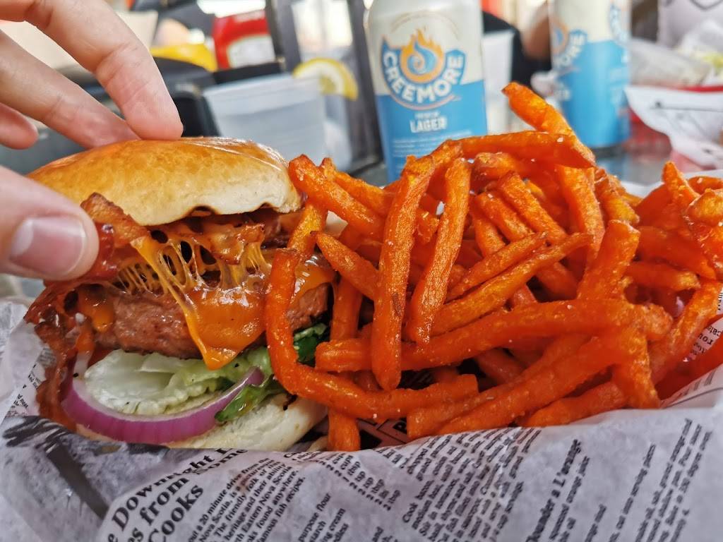 Pier Patio & BBQ | restaurant | 1 S Front St, Belleville, ON K8N 5K7, Canada | 6139689494 OR +1 613-968-9494