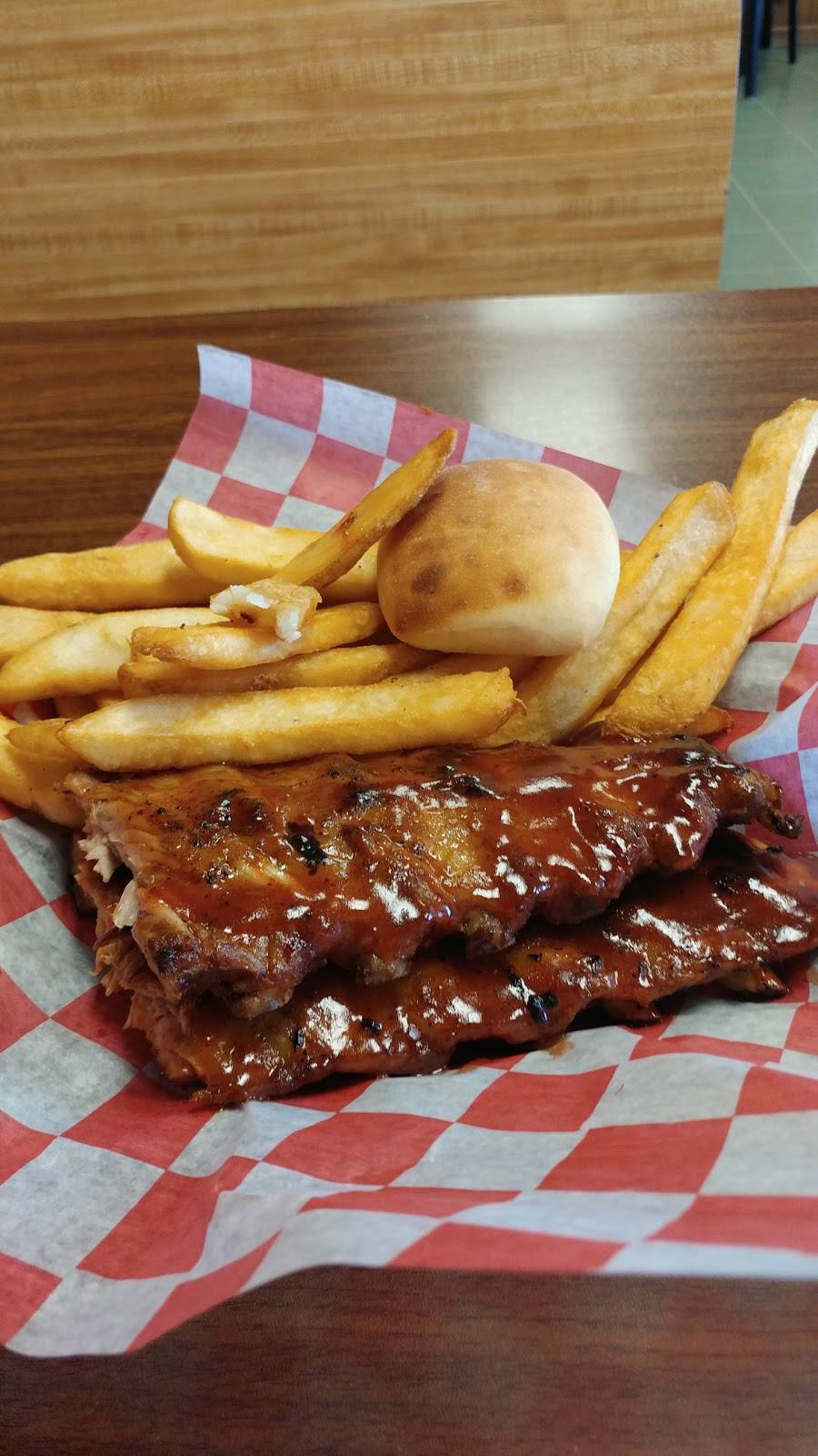 Old Hickory Bar-B-Q Carryout | restaurant | 241 Woodman Dr, Dayton, OH 45431, USA | 9372534065 OR +1 937-253-4065