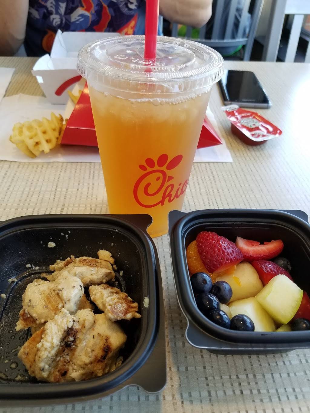 Chick-fil-A | restaurant | 1401 Broadway Mall, Hicksville, NY 11801, USA | 5164336305 OR +1 516-433-6305