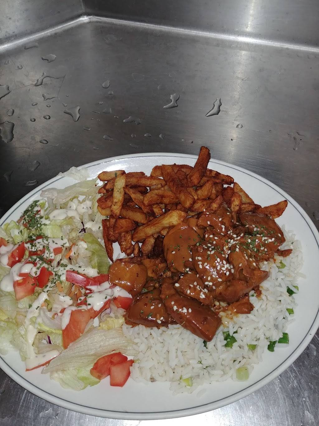 Resto Pub Chez Nanie | restaurant | 295 Boulevard Daniel Johnson, Saint-Pie, QC J0H 1W0, Canada | 4507726464 OR +1 450-772-6464