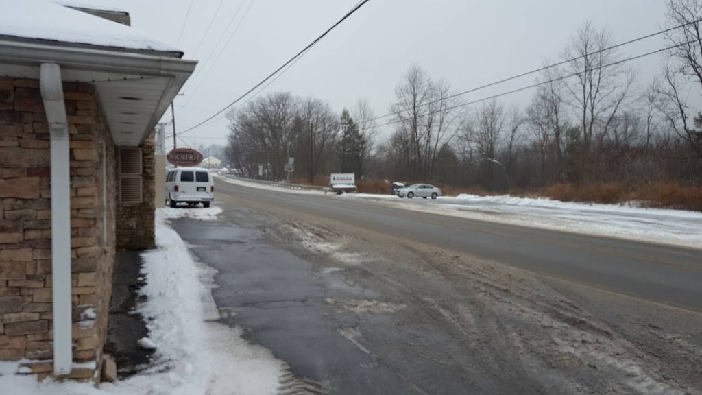 Macalusos Restaurant + Lantern Lodge | restaurant | 1257 E Catawissa St, Nesquehoning, PA 18240, USA | 5706699433 OR +1 570-669-9433