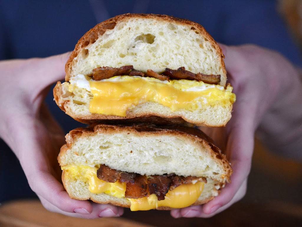 Pier 69 Market | cafe | 10 Bay Ridge Ave, Brooklyn, NY 11220, USA | 7187776969 OR +1 718-777-6969