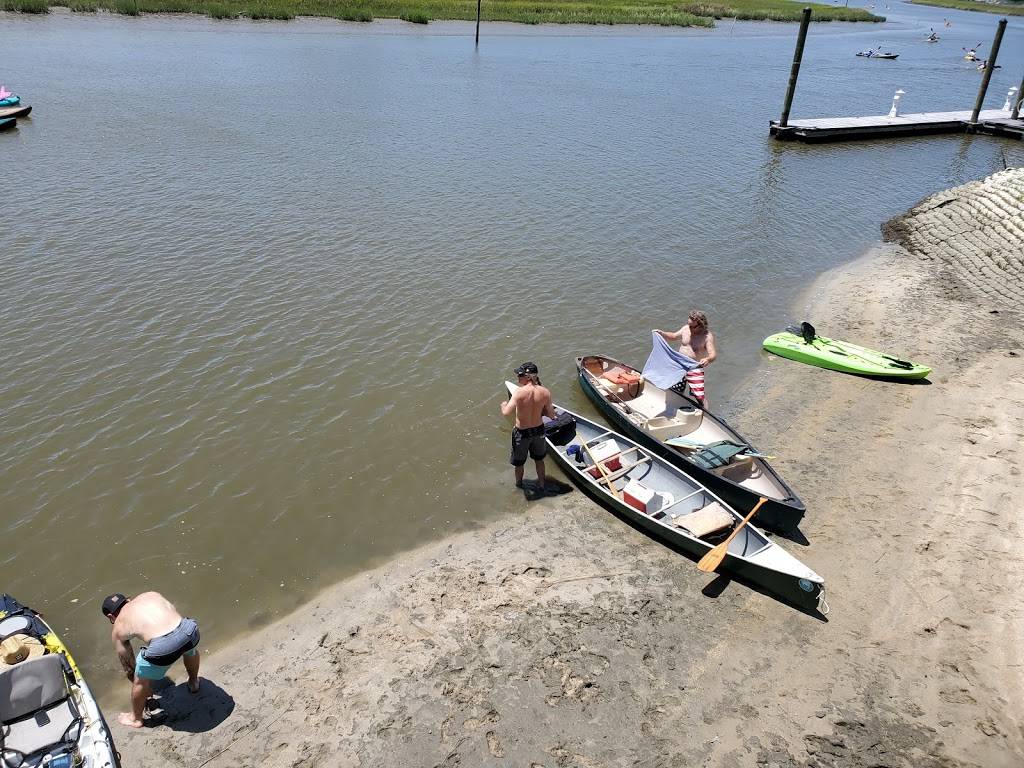 Bennetts Creek Marina | restaurant | 3301 Ferry Rd, Suffolk, VA 23435, USA | 7579771086 OR +1 757-977-1086