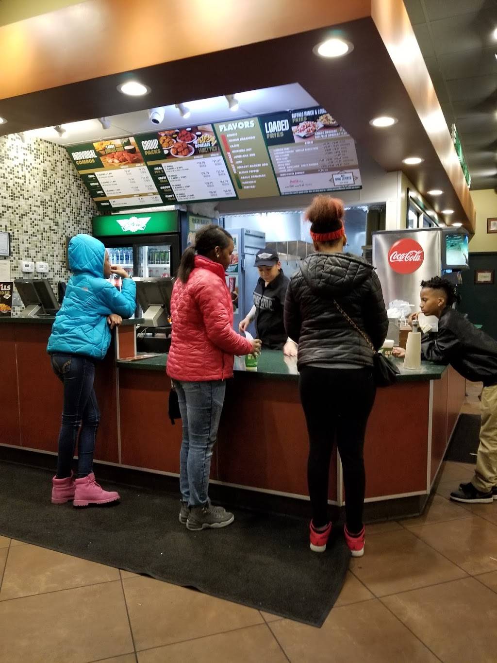 Wingstop | restaurant | 2344 W Cermak Rd, Chicago, IL 60608, USA | 7739401200 OR +1 773-940-1200