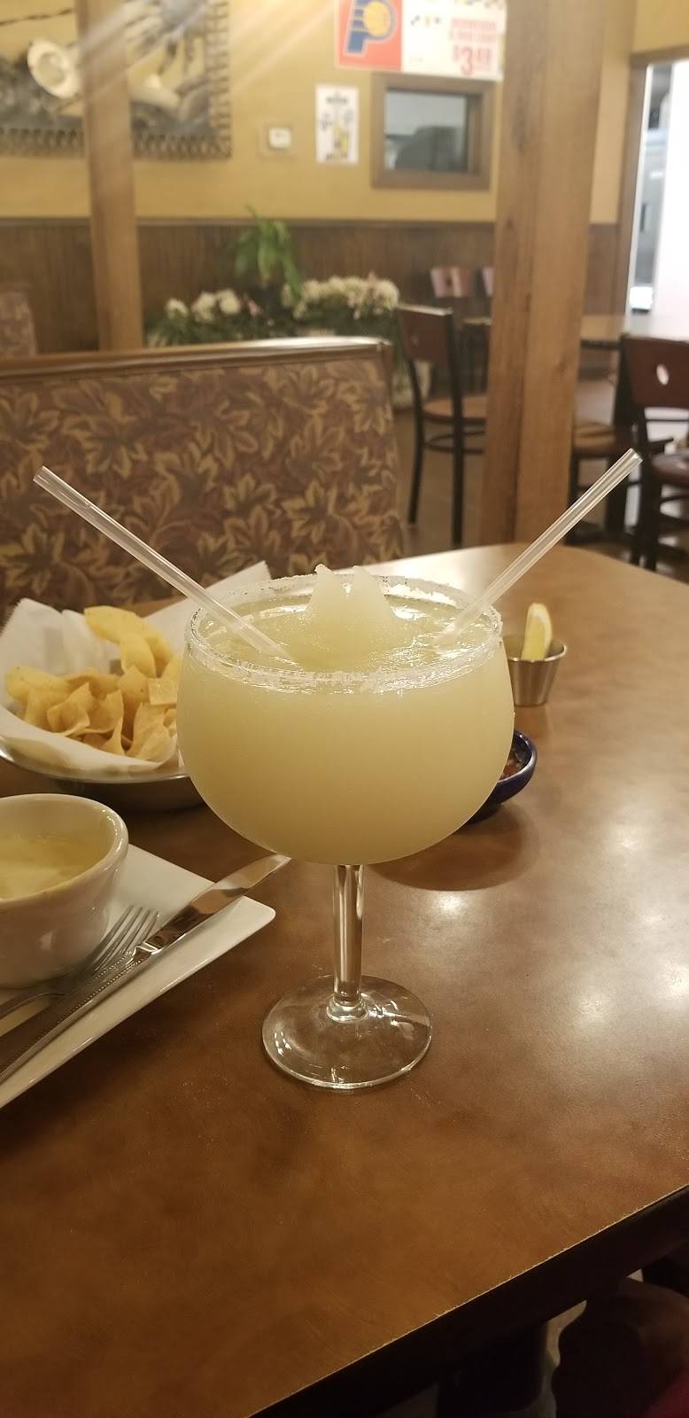 Mi Tenampa Mexican Restaurant | restaurant | 11915 Pendleton Pike # L, Indianapolis, IN 46236, USA | 3178233115 OR +1 317-823-3115