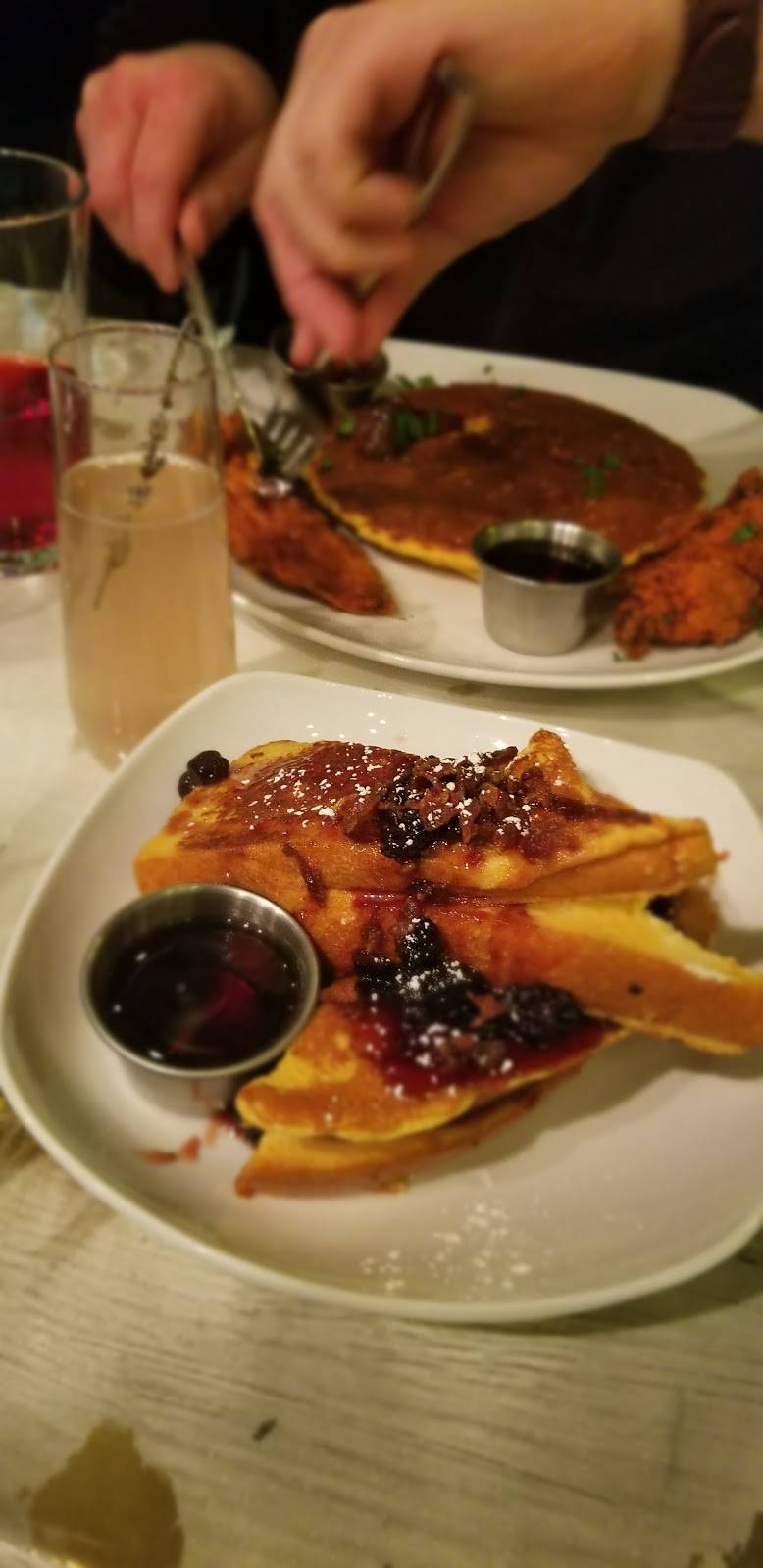 Easy Like Sunday Charlotte, NC | restaurant | 1600 E Woodlawn Rd #100, Charlotte, NC 28209, USA | 9803352428 OR +1 980-335-2428