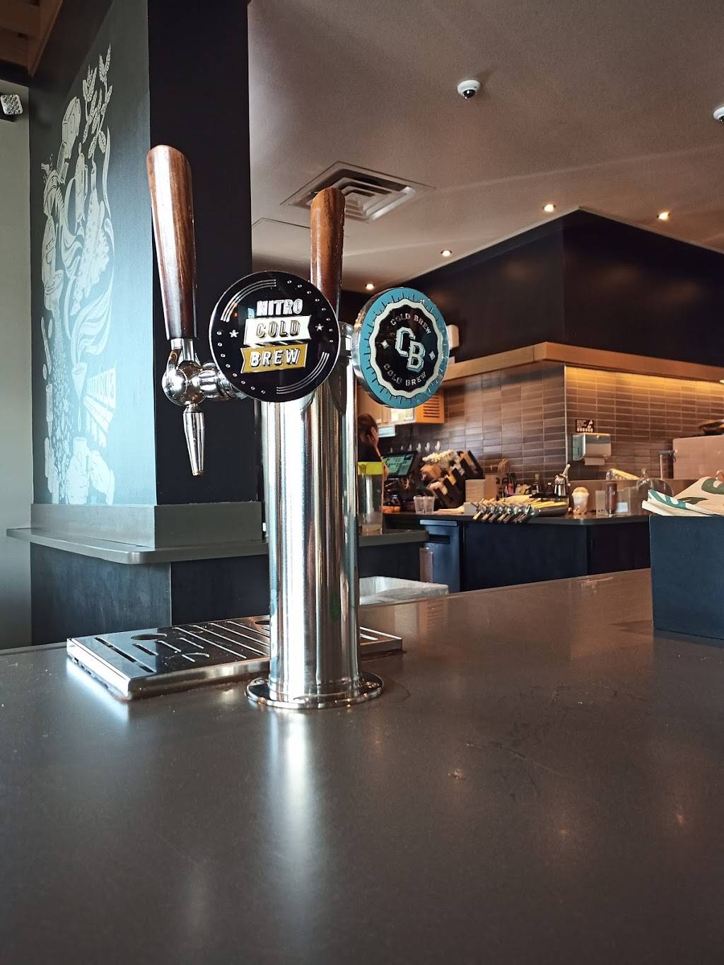 Starbucks | cafe | 1645 S Centre City Pkwy A, Escondido, CA 92025, USA | 7608391615 OR +1 760-839-1615