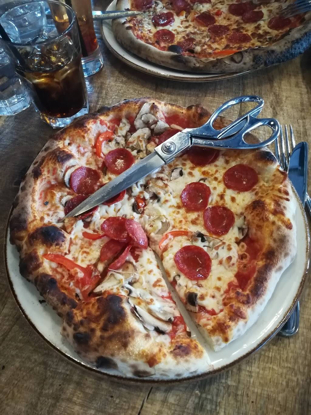 industria brasserie italienne | restaurant | 582 Chemin de Touraine, Boucherville, QC J4B 5E4, Canada | 4506417167 OR +1 450-641-7167