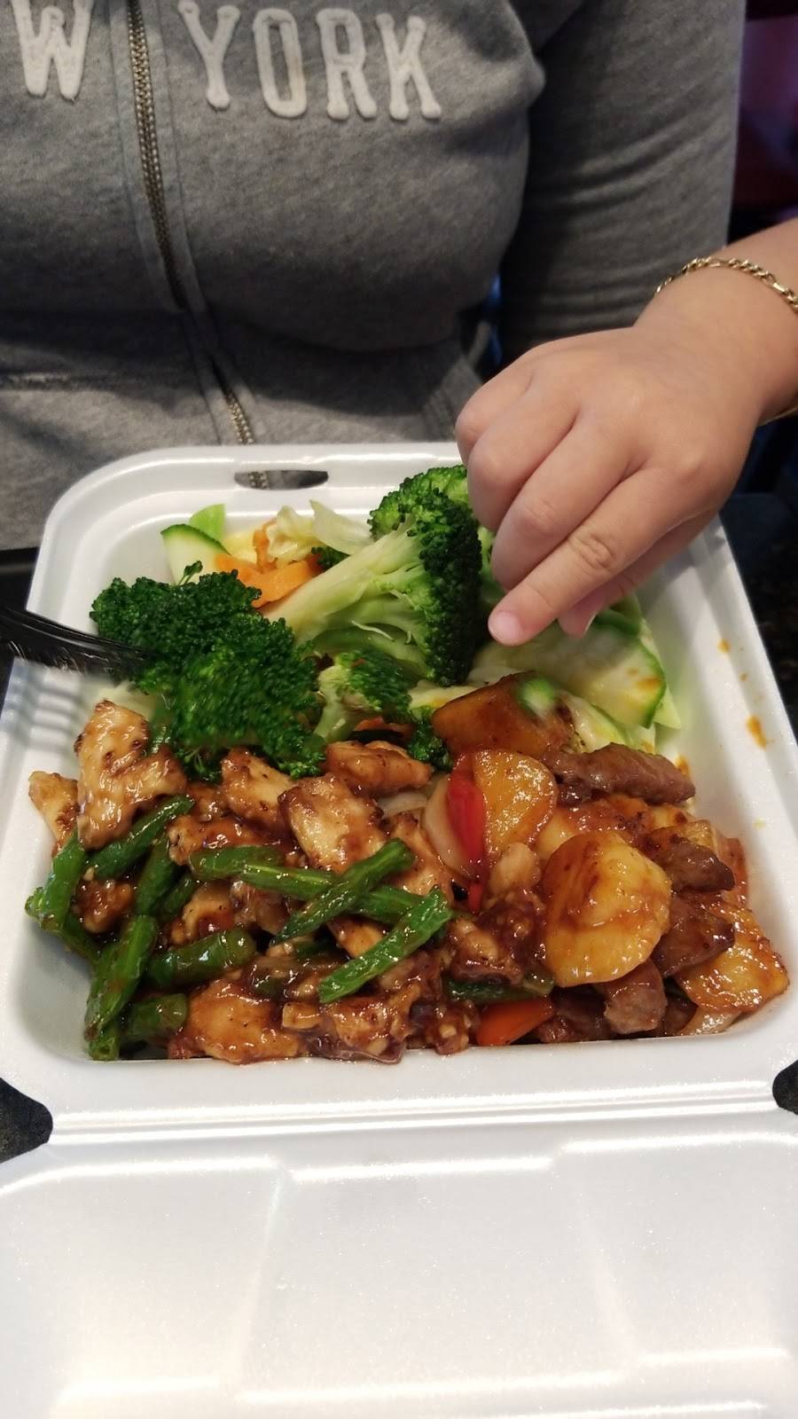 Panda Express | meal takeaway | 14445 Burbank Blvd, Van Nuys, CA 91401, USA | 8187856525 OR +1 818-785-6525