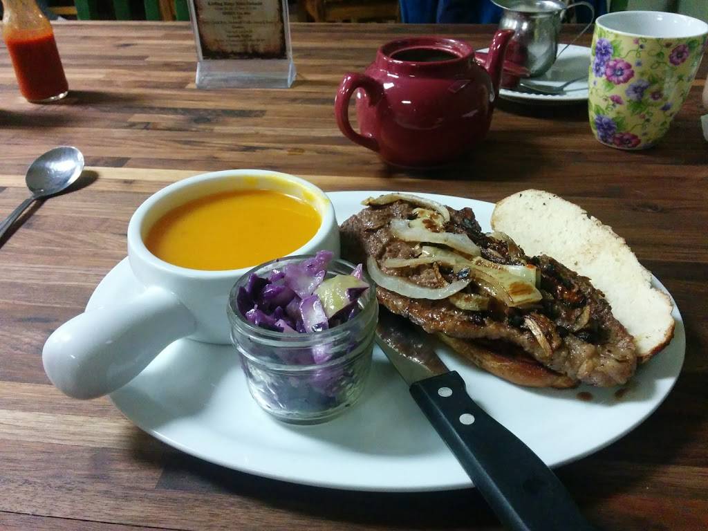 Baileyss Homestead Restaurant | restaurant | 90 Wexford Dr, Keswick, ON L4P 3P7, Canada | 9055355200 OR +1 905-535-5200