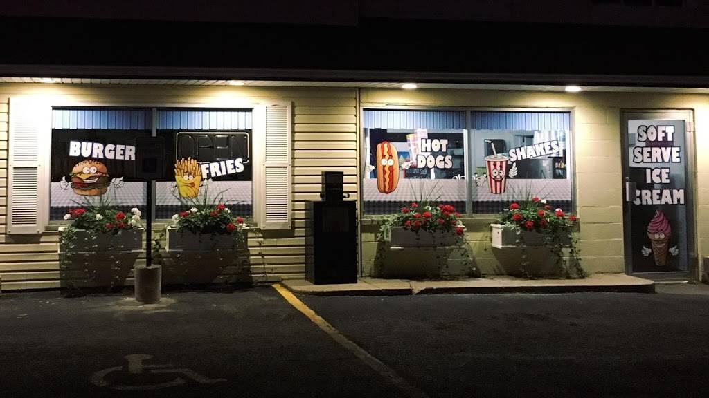 Kurly Q | restaurant | 309 W Jasper St, Paris, IL 61944, USA | 2174655812 OR +1 217-465-5812