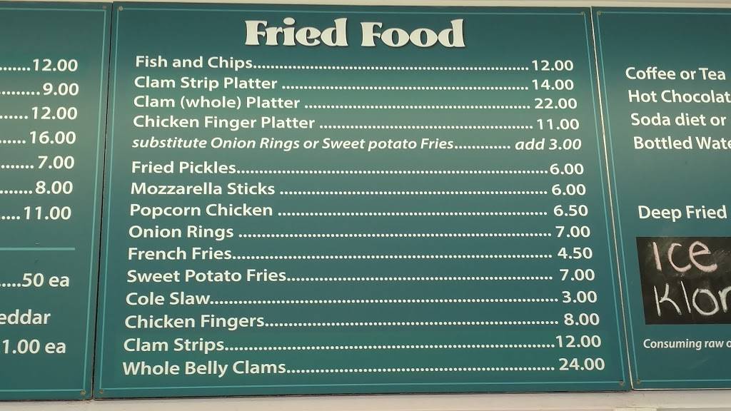 Quarterdeck Restaurant | restaurant | 29 Dock St, Edgartown, MA 02539, USA | 5086275346 OR +1 508-627-5346