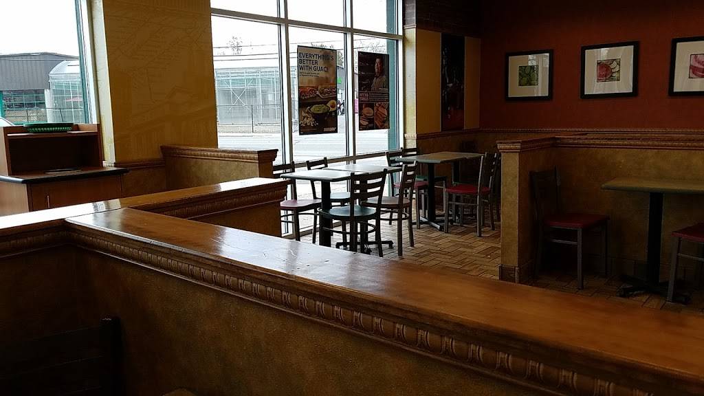 Subway | restaurant | 2232 Plainfield Ave NE, Grand Rapids, MI 49505, USA | 6163651700 OR +1 616-365-1700