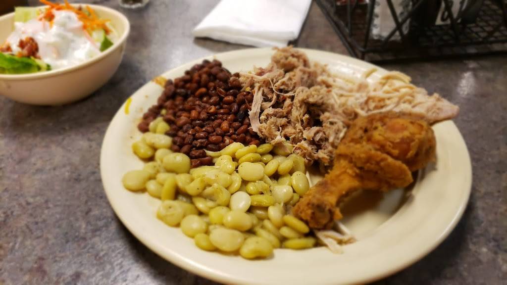 McCalls BBQ & Seafood Restaurant | meal takeaway | 9230 139, Millers Chapel Rd, Goldsboro, NC 27534, USA | 9197510072 OR +1 919-751-0072