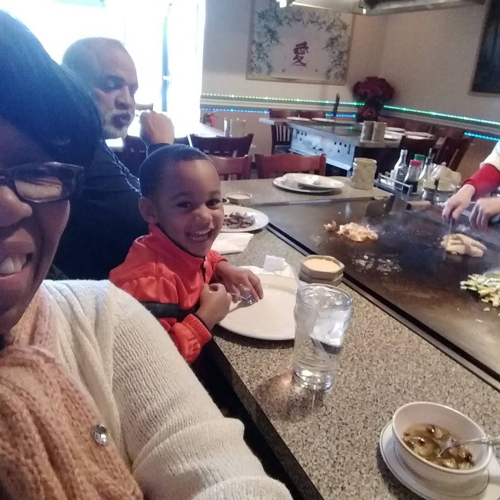 Fuji Japanese Restaurant | restaurant | 8210 Macedonia Commons Blvd, Macedonia, OH 44056, USA | 3304675553 OR +1 330-467-5553