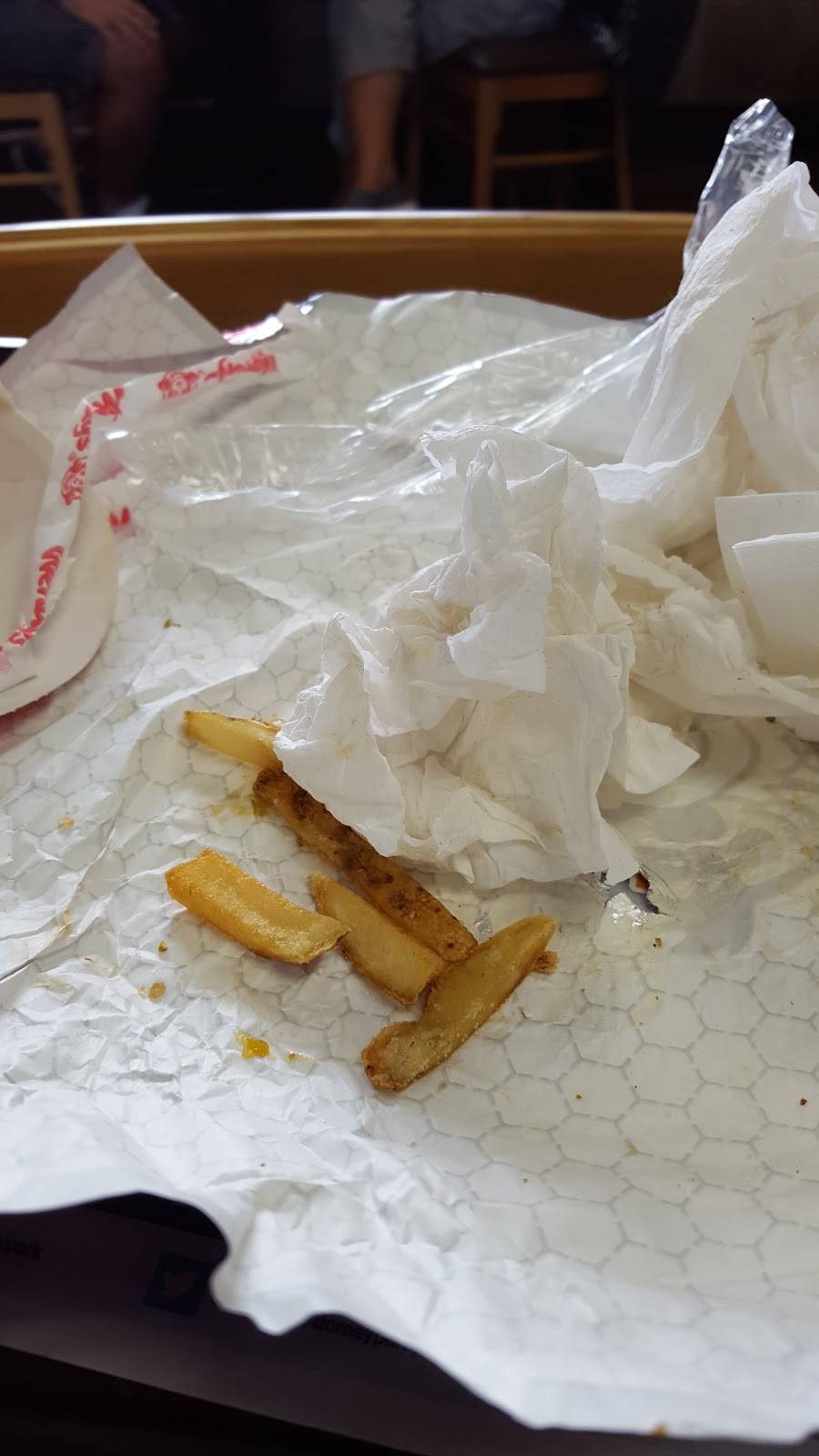 Wendys | restaurant | 401 NJ-440, Jersey City, NJ 07305, USA | 2013334564 OR +1 201-333-4564