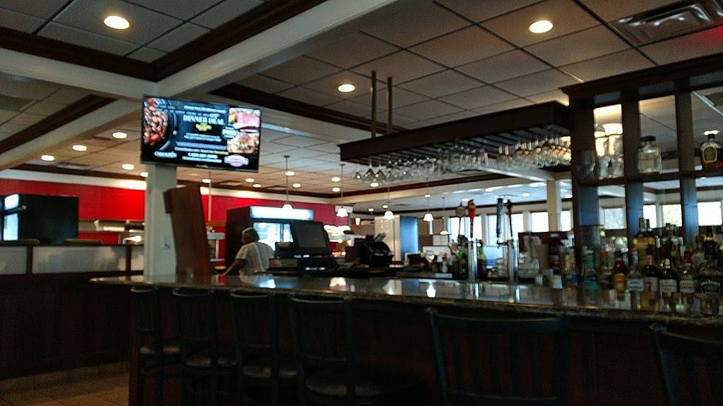 Takis Restaurant | restaurant | 1205 N 14th St, Leesburg, FL 34748, USA | 3527872344 OR +1 352-787-2344