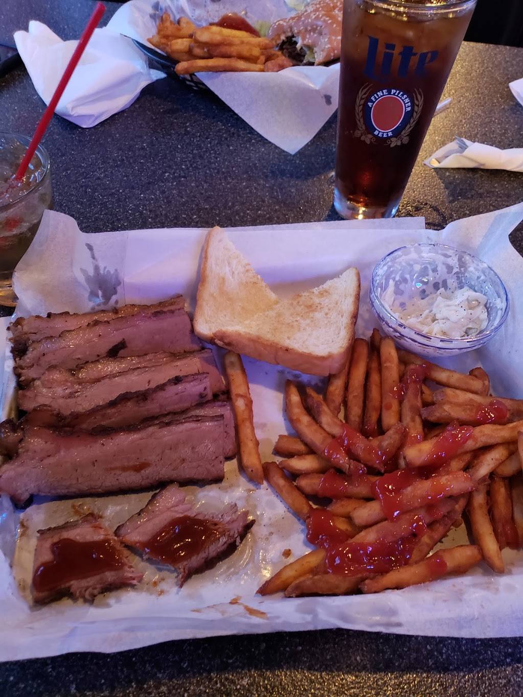 Route 67 Bar and Grill | restaurant | 600 IN-67, Mooresville, IN 46158, USA | 3178316767 OR +1 317-831-6767