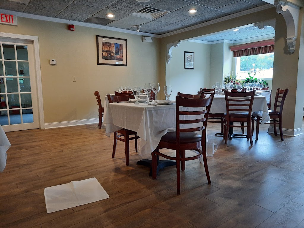 Nonnos Italian Restaurant | restaurant | 103 US-206, Sandyston, NJ 07826, USA | 9732500219 OR +1 973-250-0219