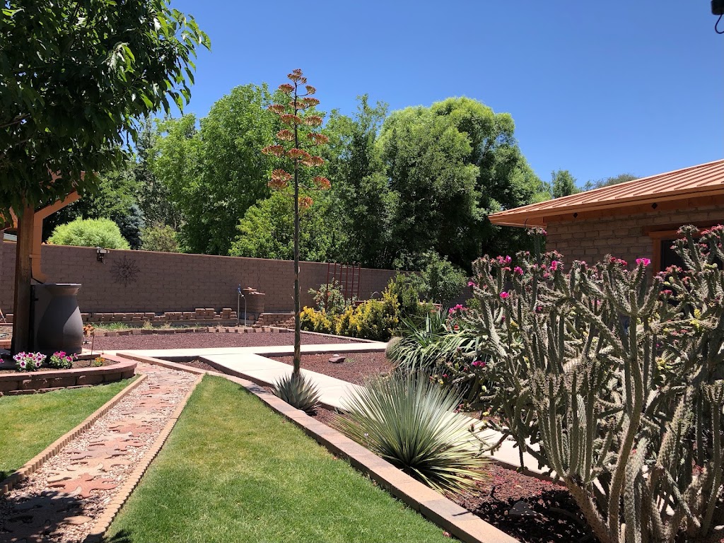 McClarnans Gardens | restaurant | 21 Circle Dr, Glenwood, NM 88039, USA | 9282289248 OR +1 928-228-9248