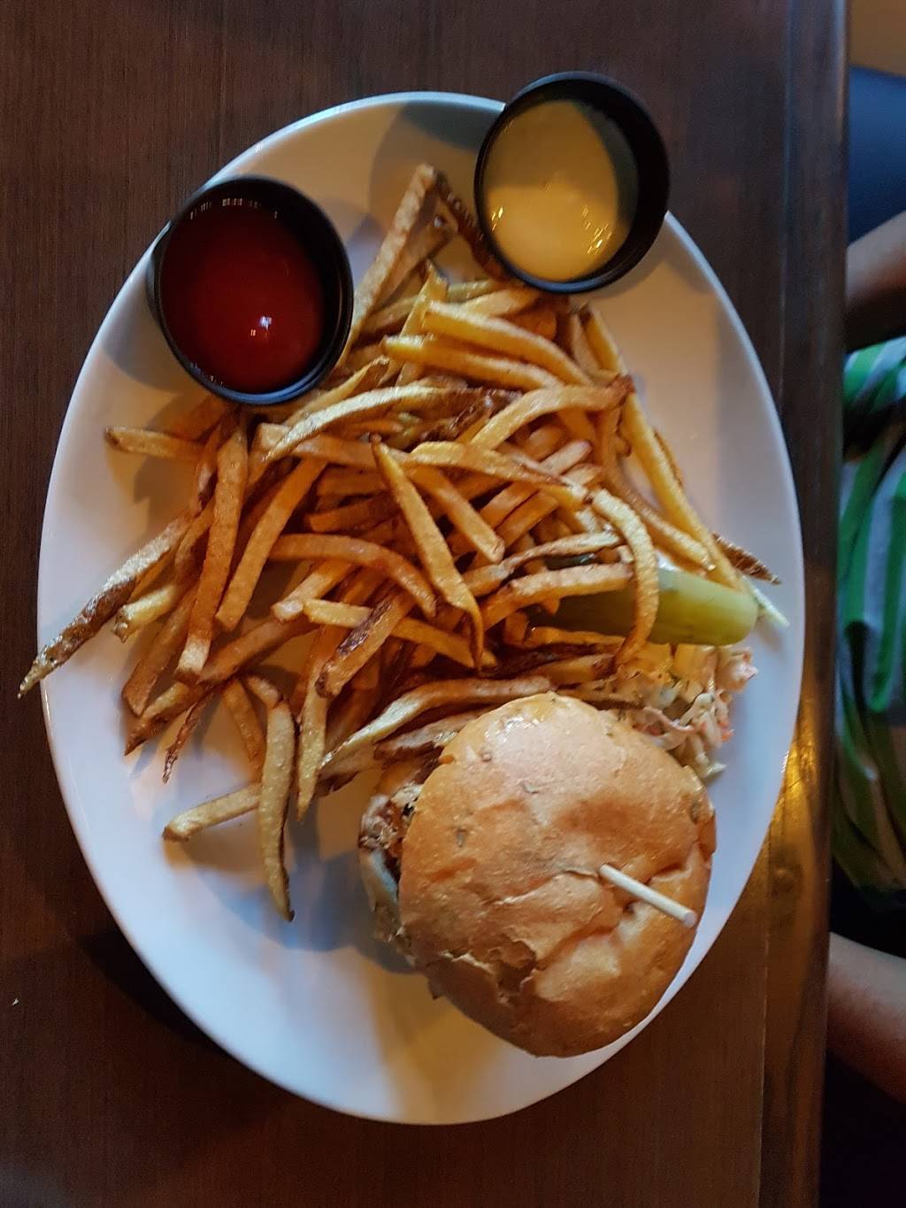 Fork and Cork Grill | restaurant | 1458 Weber St E, Kitchener, ON N2A 2Y5, Canada | 5192080606 OR +1 519-208-0606