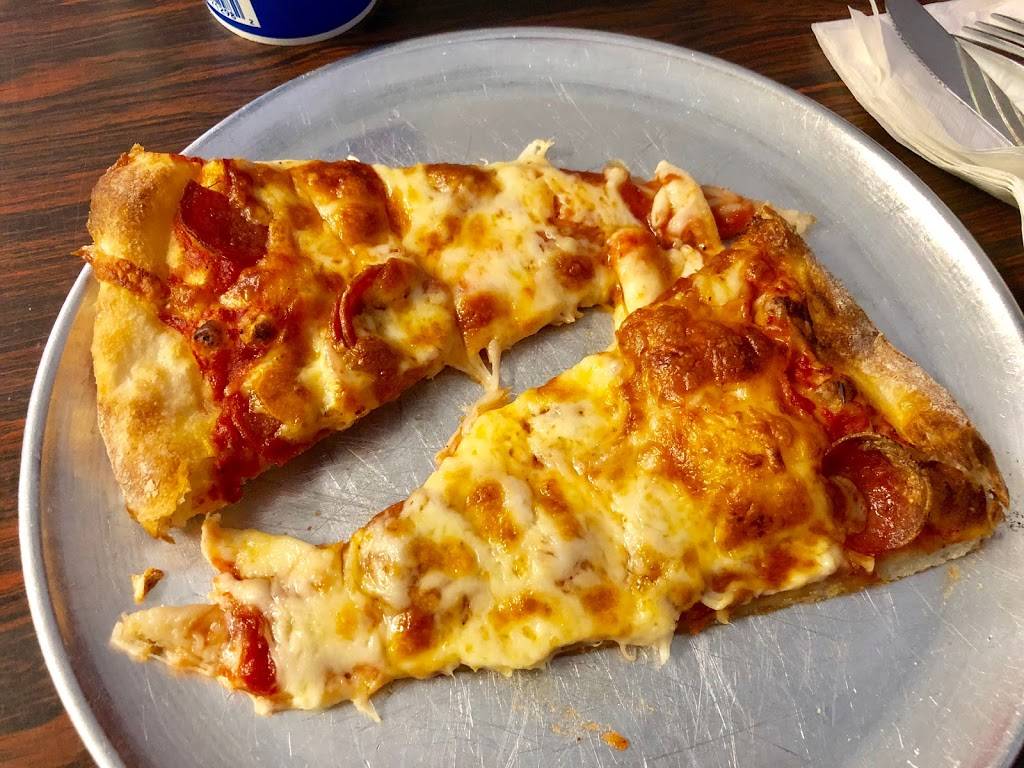 Fioris Pizzaria | restaurant | 103 Capital Ave, Pittsburgh, PA 15226, USA | 4123437788 OR +1 412-343-7788