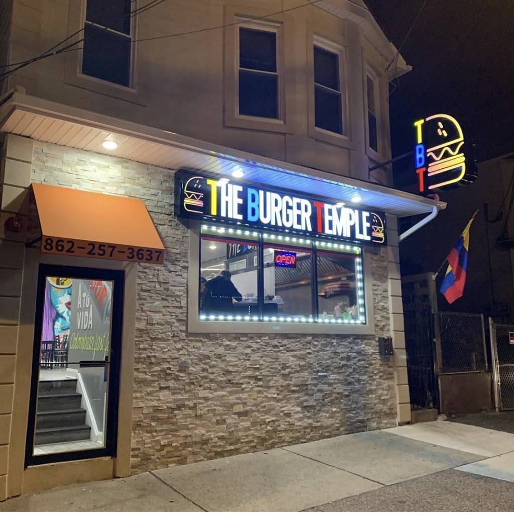 The Burger Temple | restaurant | 492 21st Ave, Paterson, NJ 07513, USA | 8622573637 OR +1 862-257-3637