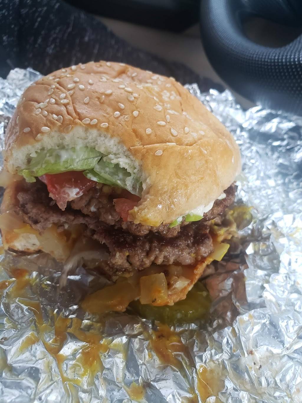 Five Guys | meal takeaway | 3939 Washington Ave Unit 600, Houston, TX 77007, USA | 7134265558 OR +1 713-426-5558