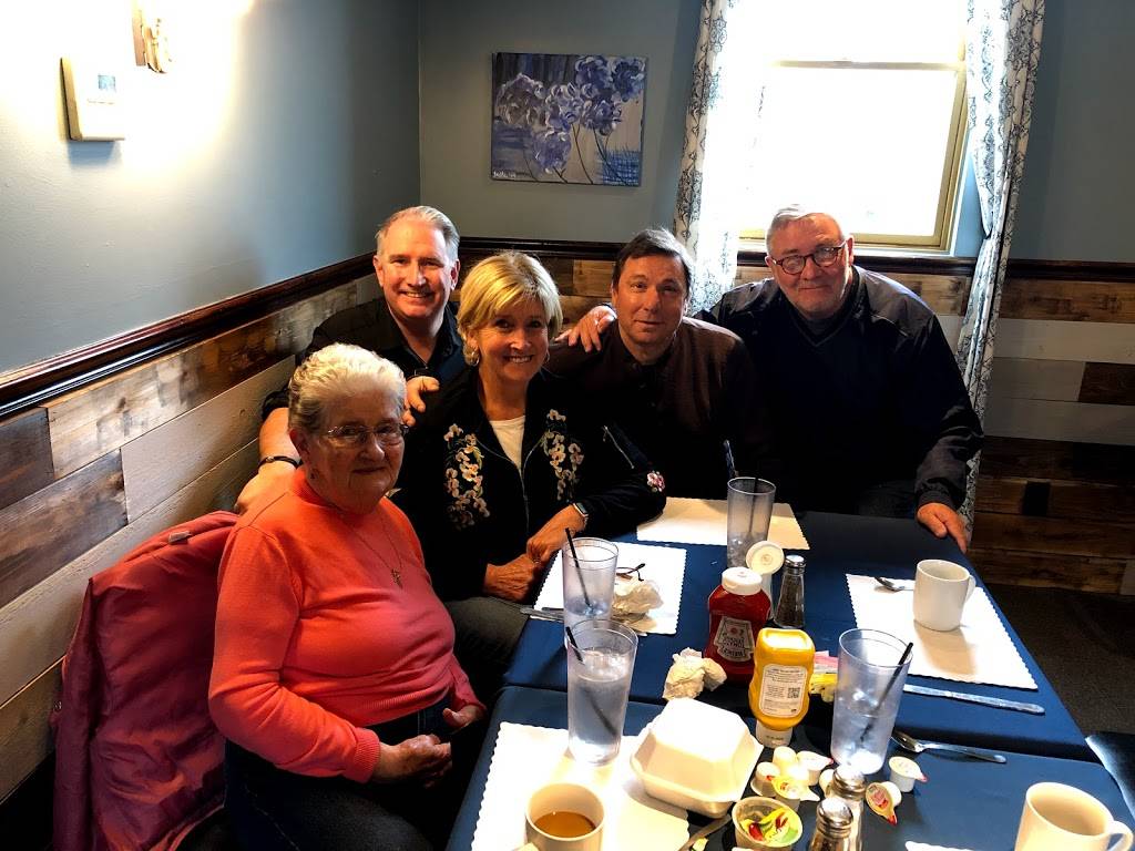 Four Corners Cafe | restaurant | 8571 N Main St, Eden, NY 14057, USA | 7169924347 OR +1 716-992-4347