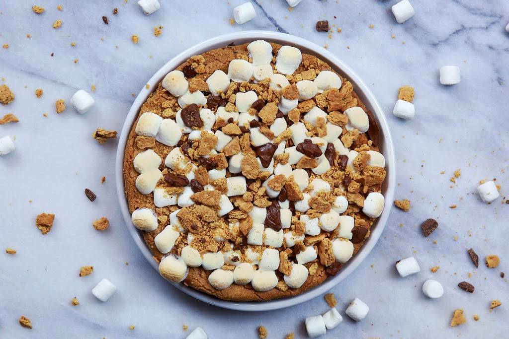 Pizza Hut | restaurant | 1400 Standiford Ave #A-1, Modesto, CA 95350, USA | 2095762200 OR +1 209-576-2200