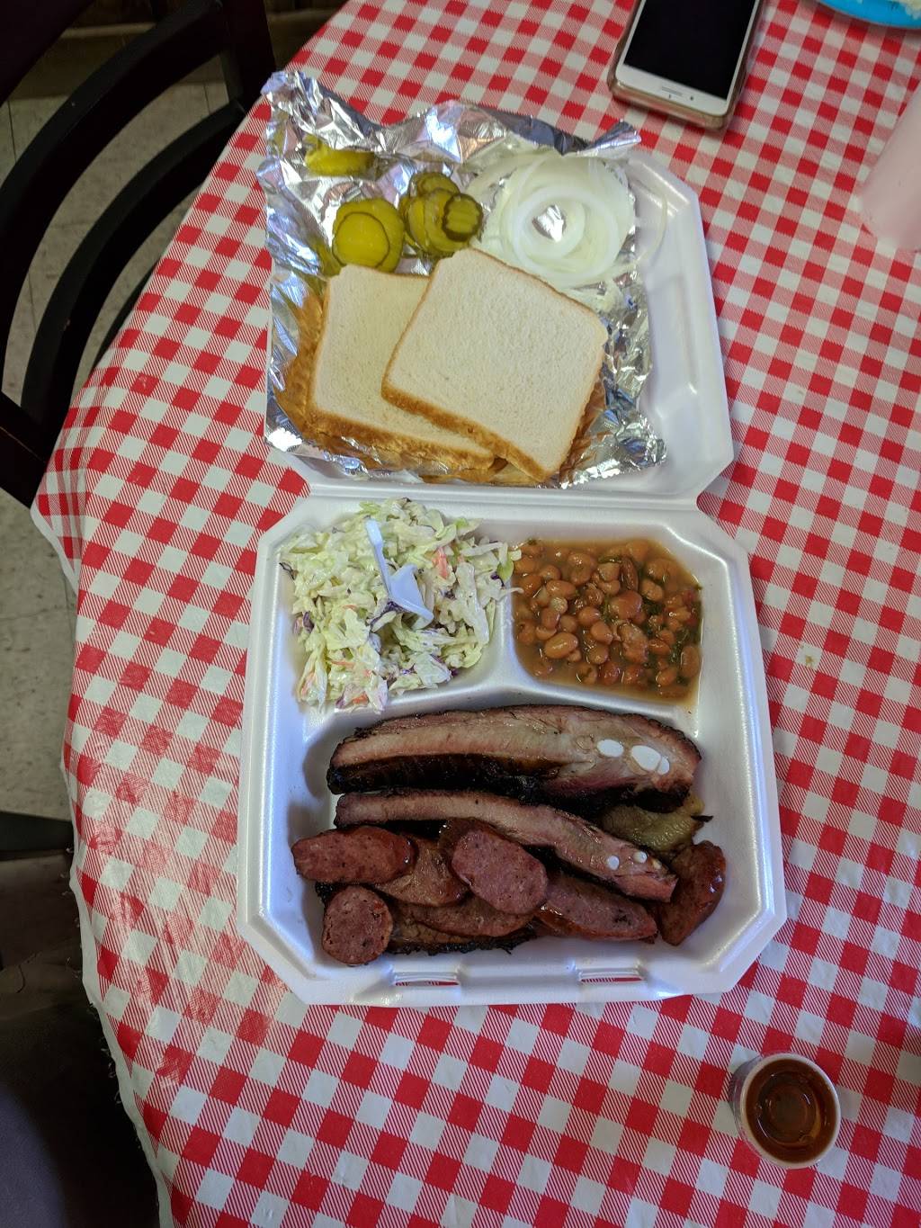 Virgies BBQ | restaurant | 5535 Gessner Dr, Houston, TX 77041, USA | 7134666525 OR +1 713-466-6525