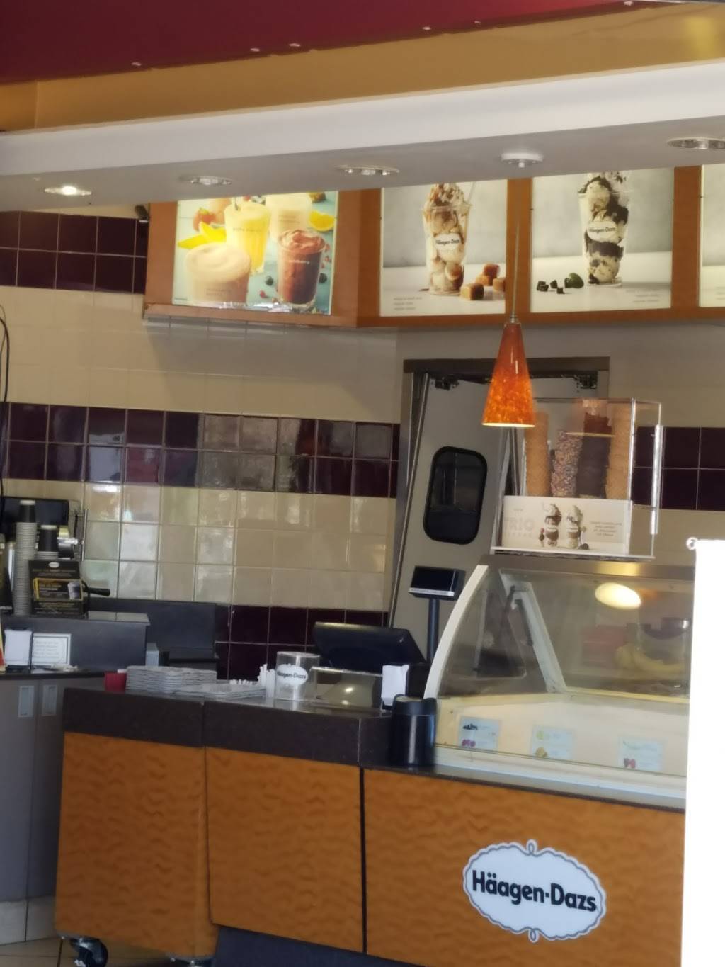 Haagen-Dazs | restaurant | #120C, 5620 Paseo Del Norte, Carlsbad, CA 92008, USA | 8007670120 OR +1 800-767-0120