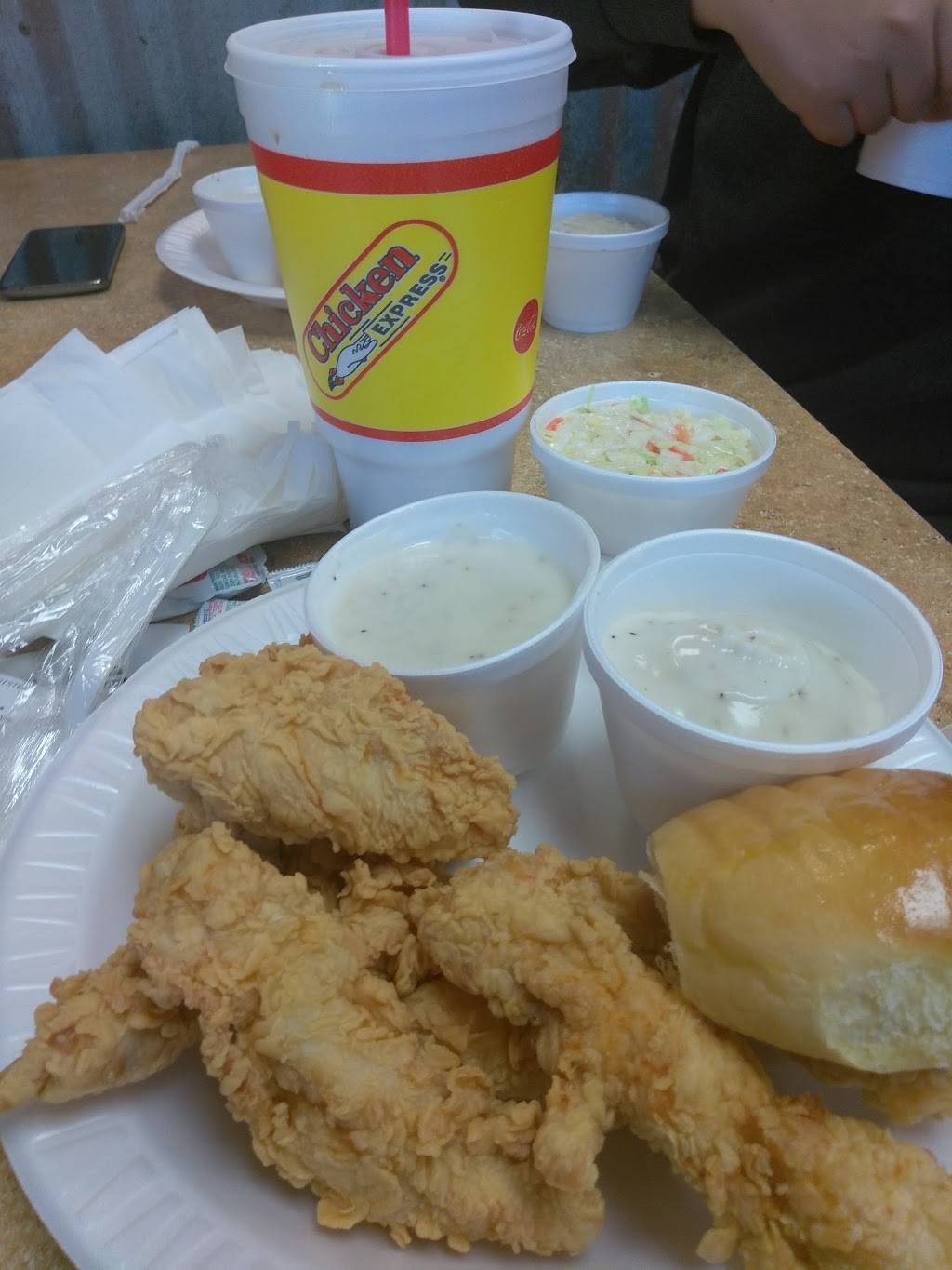 Chicken Express | restaurant | 2102 Judson Rd, Longview, TX 75605, USA | 9037539200 OR +1 903-753-9200