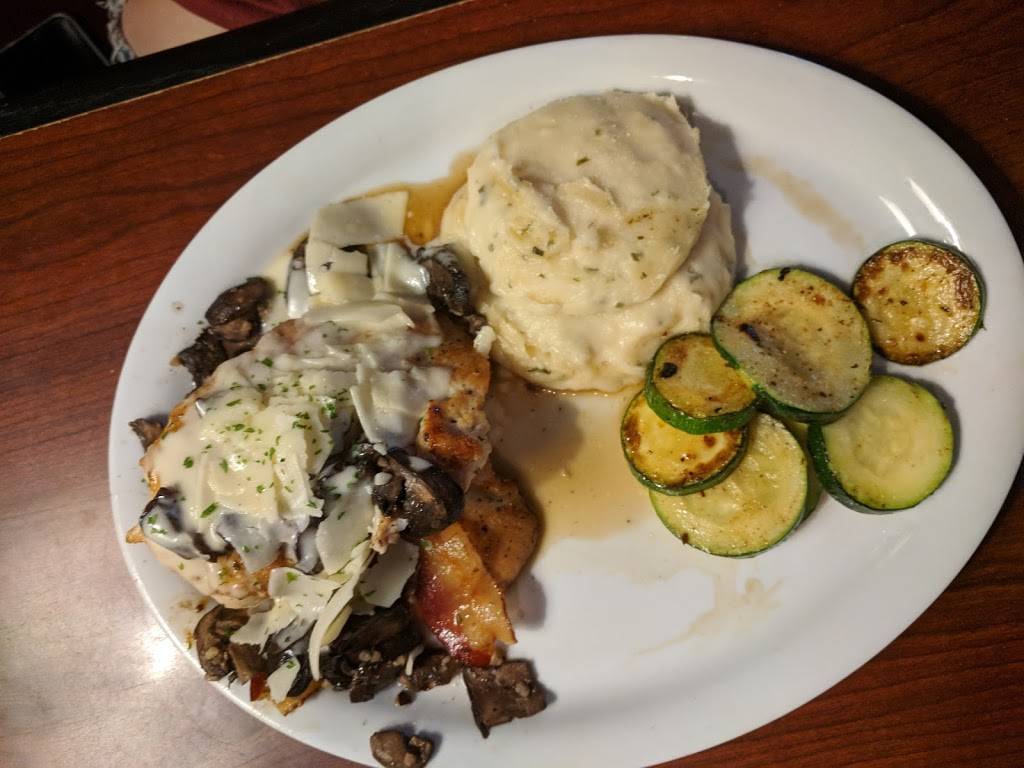 Ruby Tuesday | restaurant | 10509 Gibsonton Dr, Riverview, FL 33569, USA | 8136724524 OR +1 813-672-4524