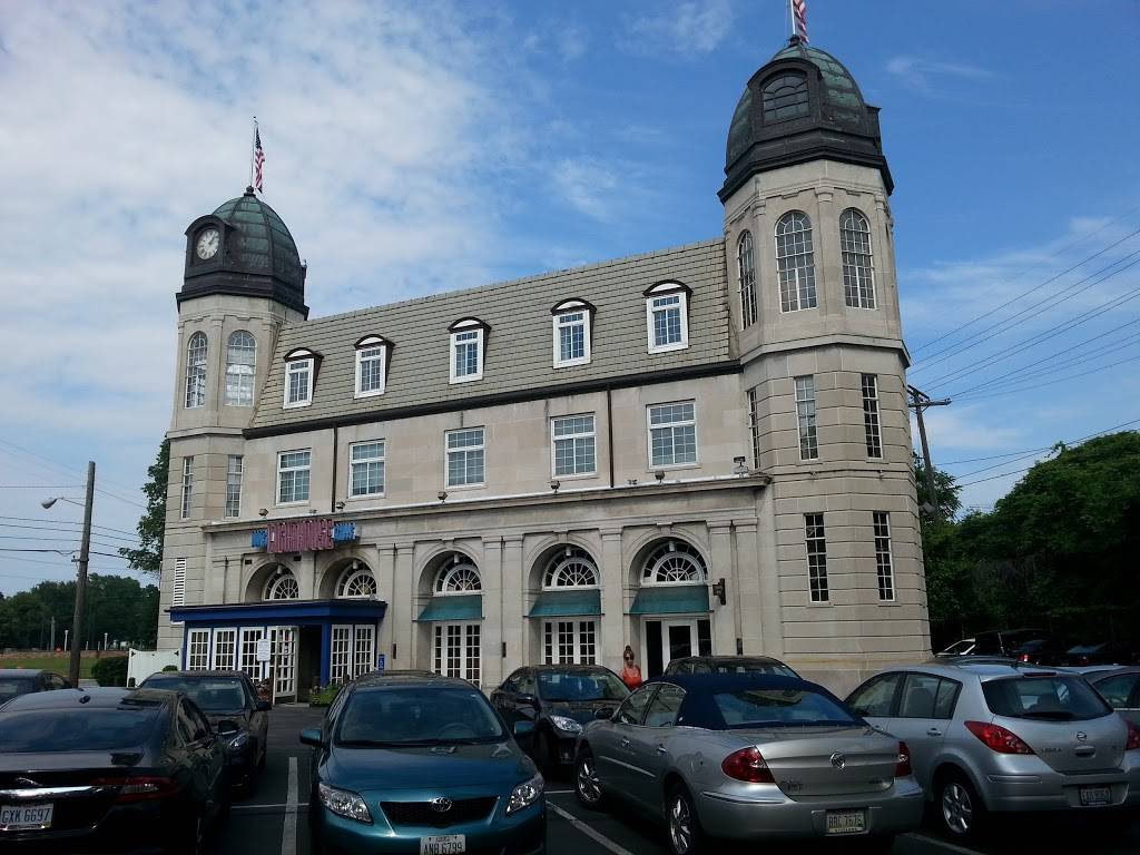 Dons Lighthouse Grille | restaurant | 8905 Lake Ave #1, Cleveland, OH 44102, USA | 2169616700 OR +1 216-961-6700