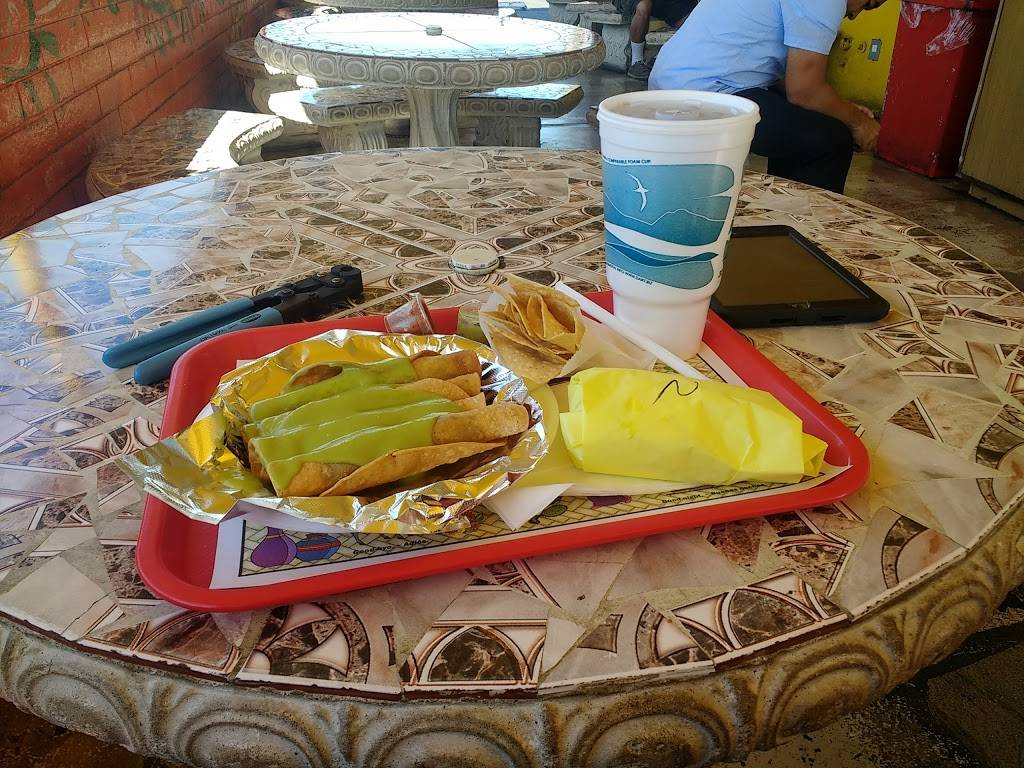 Peters El Loco | restaurant | 437 S Glendora Ave, West Covina, CA 91790, USA | 6268143460 OR +1 626-814-3460