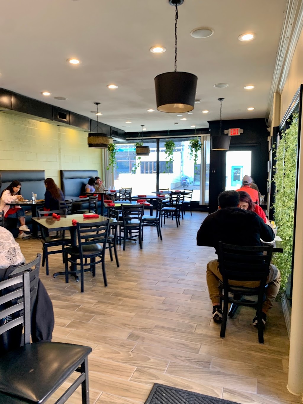 Chan Thai & Pho 88 | restaurant | 436 W Davis St, Dallas, TX 75208, USA | 2149489956 OR +1 214-948-9956