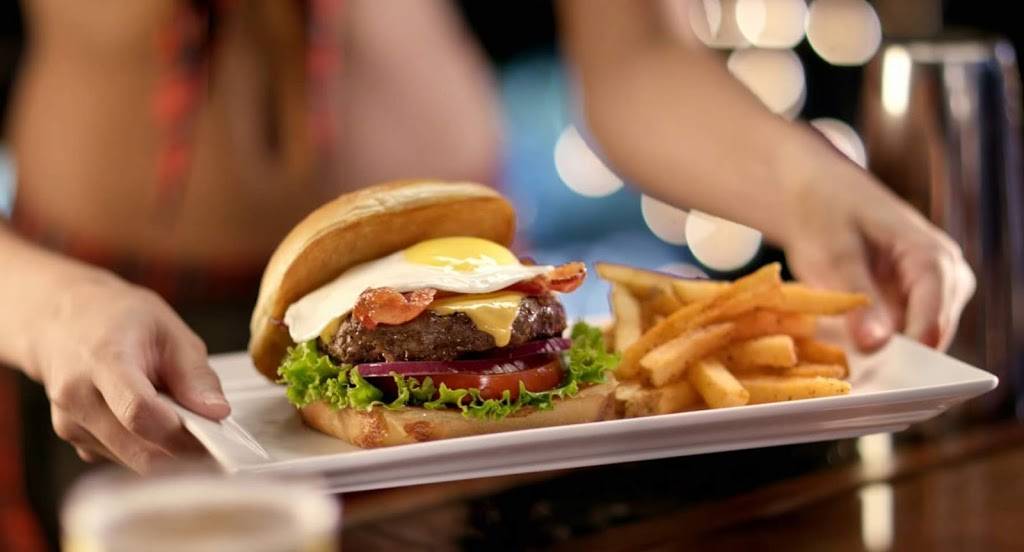 Tilted Kilt | restaurant | 3936, 15 Middlesex Turnpike, Billerica, MA 01821, USA | 9786635458 OR +1 978-663-5458