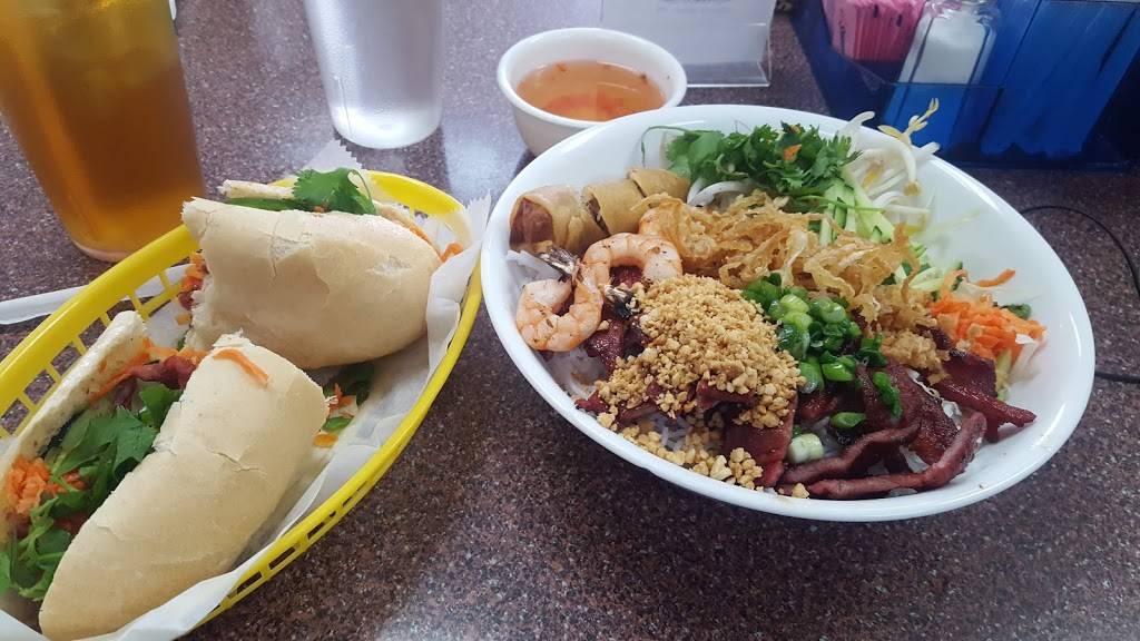 Mekong Sandwich | restaurant | 11600 Jones Rd #105, Houston, TX 77070, USA | 8322370614 OR +1 832-237-0614