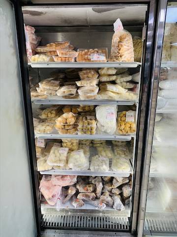 Kellys Butcher Shop & Deli | restaurant | 804 S Main St, Troy, IL 62294, USA | 6186676268 OR +1 618-667-6268