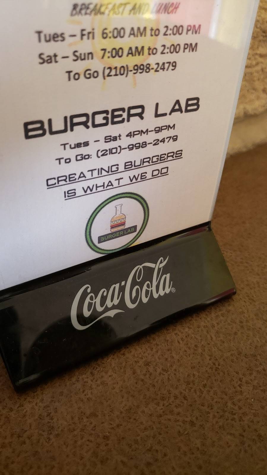 Burger Lab | restaurant | 9756 Southton Rd, San Antonio, TX 78223, USA | 2109982479 OR +1 210-998-2479