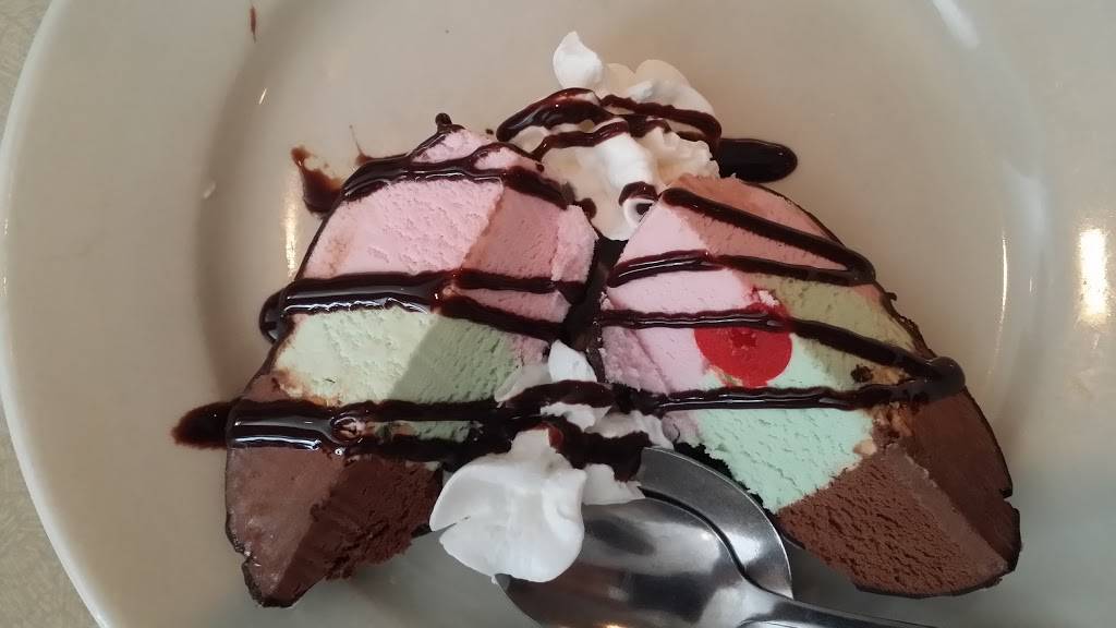 Sammys Authentic Italian Restaurant | restaurant | 502 N 3rd St #1112, Harrisburg, PA 17101, USA | 7172210192 OR +1 717-221-0192