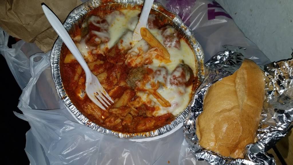 Famous Anthonys Pizzeria | restaurant | 171 W 167th St, Bronx, NY 10452, USA | 7189929298 OR +1 718-992-9298