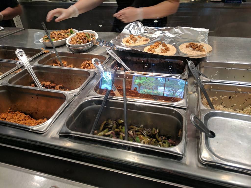 Chipotle Mexican Grill | restaurant | 15029 Pearl Rd, Strongsville, OH 44136, USA | 4408469625 OR +1 440-846-9625