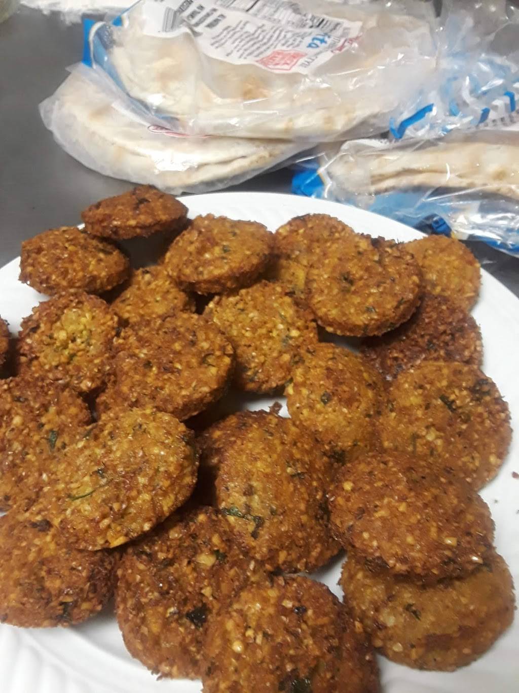 Sams Bidinos Pizza | restaurant | 67 Pond St, Ashland, MA 01721, USA | 5088723003 OR +1 508-872-3003