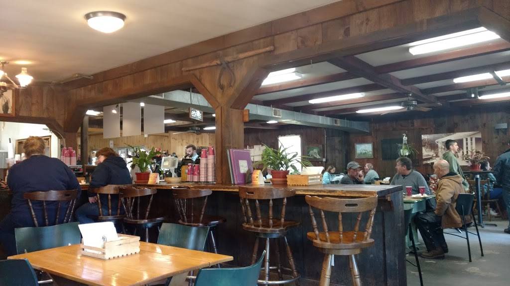 Outlook Farm Barn & Eatery | restaurant | 136 Main Rd, Westhampton, MA 01027, USA | 4135299388 OR +1 413-529-9388